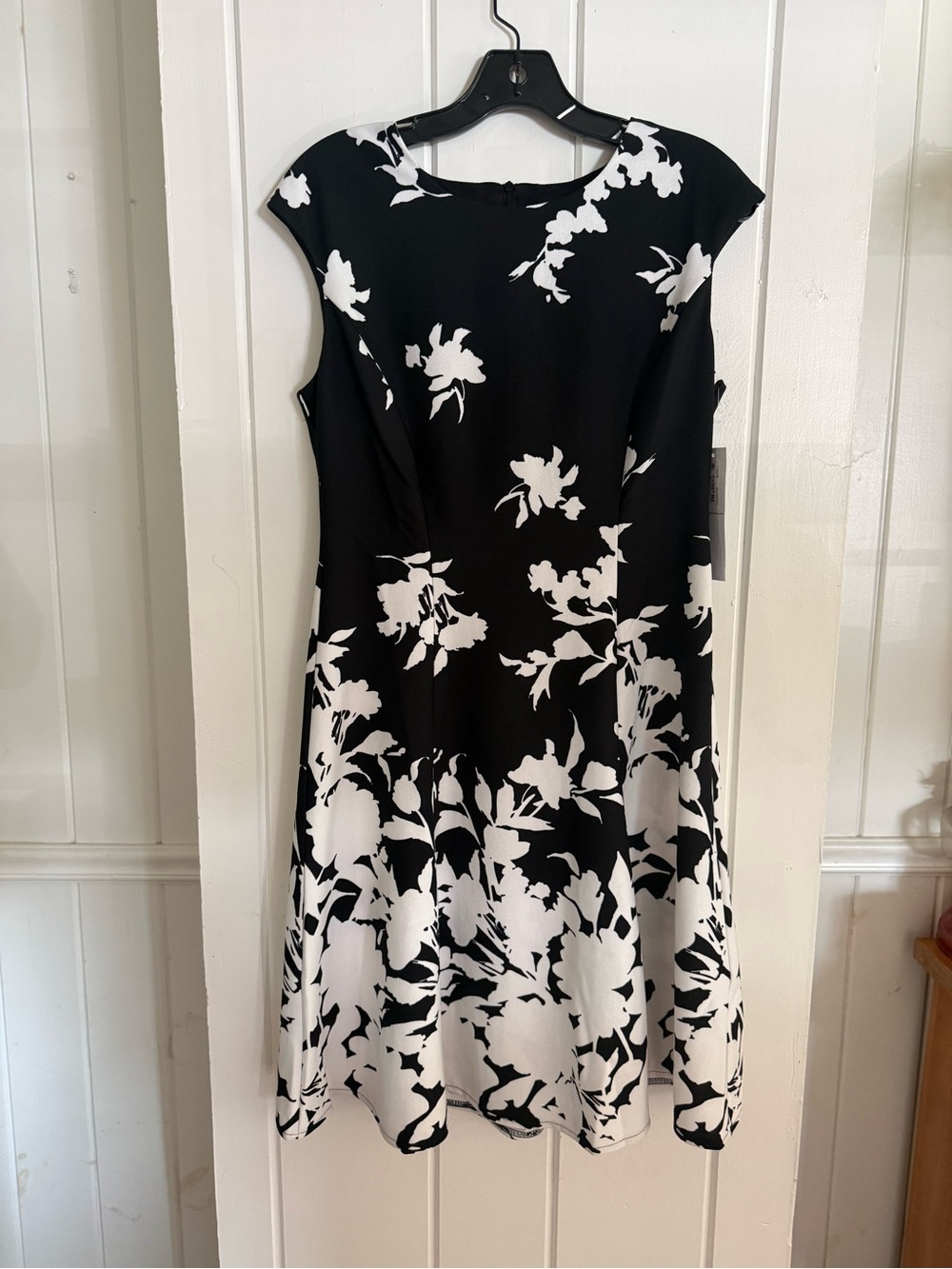 London Times Black & White Floral A-Line Dress